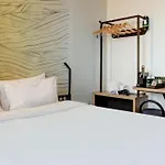 Hotel Croix Blandin 3*