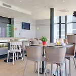 Croix Blandin מלון 3*